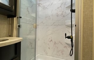 Meet Rosanna - The Cozy Family Friendly Entegra 34