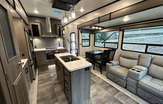 Luxurious Camping in a 2022 Crossroads Cameo