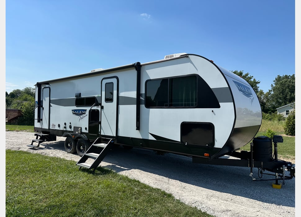 Travel Trailer rentals in Westland