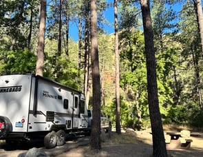 Winnebago Industries Towables Micro Minnie 2100BH