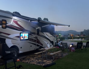 Thor Motor Coach Miramar 34.6