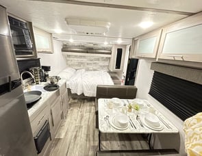 Dutchmen RV Coleman Lantern LT Series 18BH