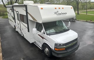 2014 Coachmen RV Freelander 32BH Chevy 4500