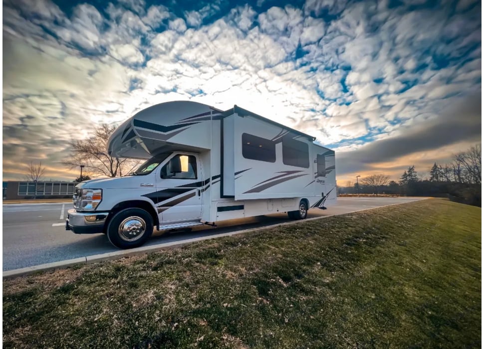 Class C Motor Home rentals in Mertztown