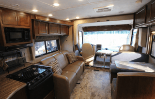2017 Coachmen RV Pursuit 33 BH