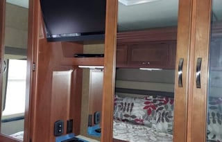 Billy- Comfortable Cozy King bed