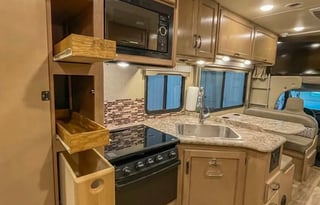 Sugarbear 6 - Not too big, not too small