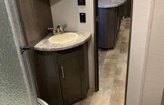 2017 CrossRoads RV Sunset Trail Super Lite SS331BH