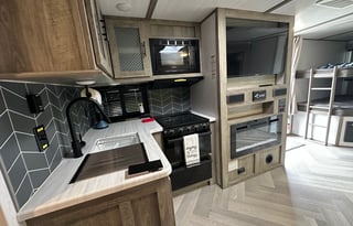 SALEM HEMISPHERE HYPER-LYTE 23BHHL