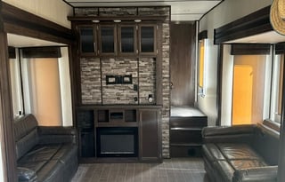 2019 Forest River RV Cherokee Arctic Wolf 305ML6