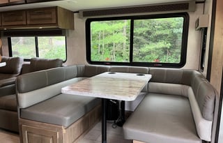 Meet Gertty….  34ft of Glamping!