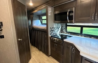 2022 NeXus RV Rebel 35R