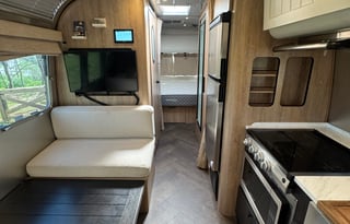 AirstreamDream - Luxury Camping
