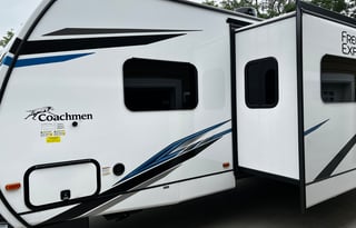 2022 Coachmen RV Freedom Express Liberty Edition 310BHDSLE