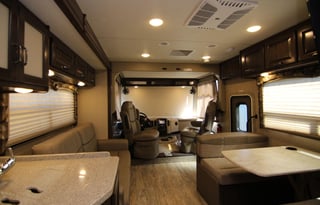 Luxury RV Camping - 2018 Thor Hurricane