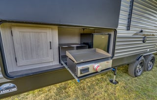 BRAND NEW! 2025 Catalina Legacy 293QBCK Bunk House