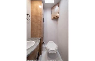 Coachmen leprechaun 270 qb
