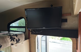 Easy Breezy 2009 Holiday Rambler 24RBF Motorhome