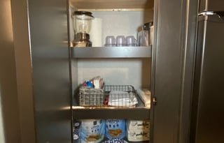 DELIVERY ONLY! 3-BUNK BEDROOM!Family Friendly!