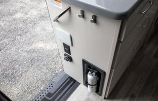 24 Class B Thor Sanctuary 19L Mercedes 4X4 Diesel