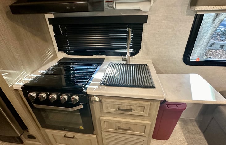 Easy to use kitchen with everything you need! *Cookware available as an add-on option