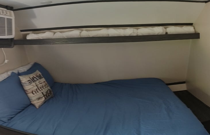 rv queen size bed