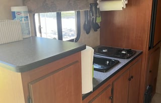 2011 KZ Sportsmen M19BH