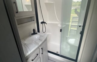 Montana High Country 377FL - room for the family