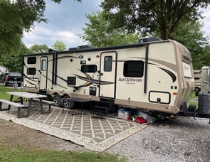 Forest River RV Rockwood Signature Ultra Lite 8311WS
