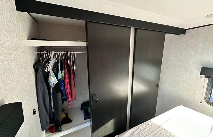 Master Bedroom - Closet
