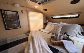 Off-grid Heat & A/C - Lightweight & Fully stocked!