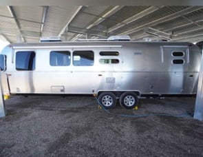 Airstream RV Flying Cloud 30FB Bunk