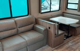 Cruising-Family Adventure Camper