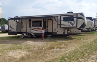 2020 Forest River Sandpiper 379FLOK DELIVERY/SETUP