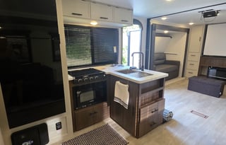 2026 Prime Time RV Avenger 30PO