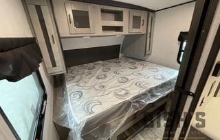 Modern Family & Pet Friendly North Trail Ultralite