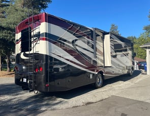 Forest River RV Georgetown XL 377TSF