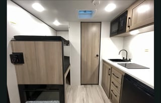 2025 Coleman 13b