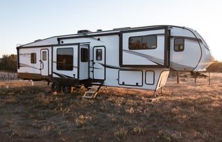 Brand New Grand Design 2023 Fifth Wheel