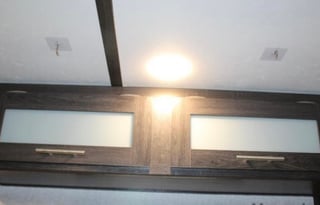 Coleman Lantern LT 17B Travel Trailer