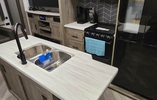 2022 Forest River RV Wildwood Heritage Glen 369BL