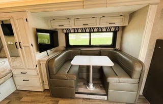 Book NOW ! 2022 Top-rated Luxury Vanilla Redhawk