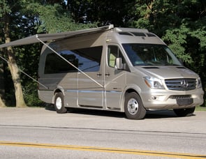 Roadtrek E-Trek E-Trek