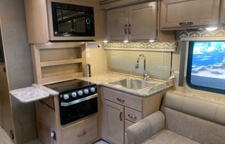 2019 Thor Motor Coach Daybreak Daybreak 30db