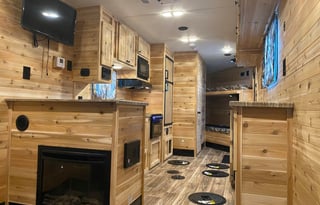 2019 Glacier Explorer