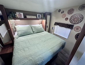 Dutchmen RV Aspen Trail 2460RLS