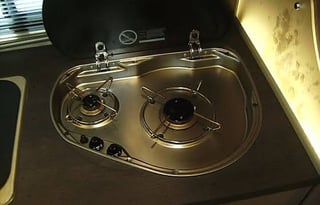 2018 Winnebago Navion 24V