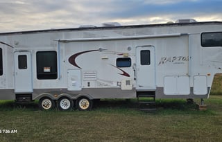 2006 keystone raptor velocity