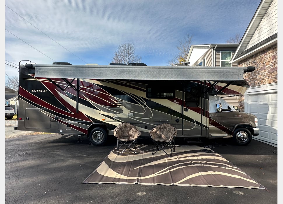 Class C Motor Home rentals in Middle River