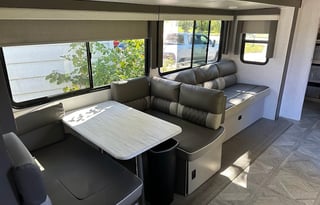 2023 (0453) Forest River Salem 36VBDS WK